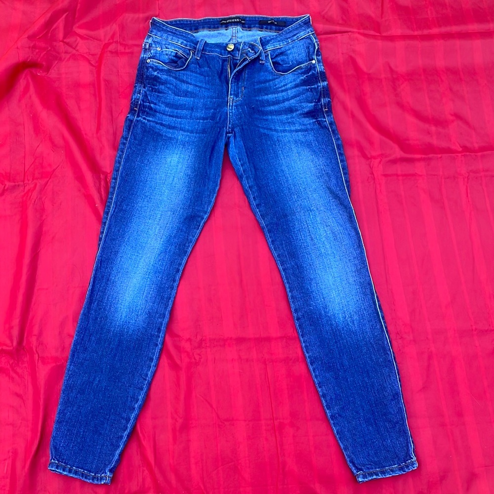 Guess Sexy Curve Jeans in Size 28 Regular